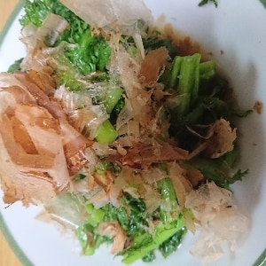 わさび菜と花かつおのゴマ油炒め